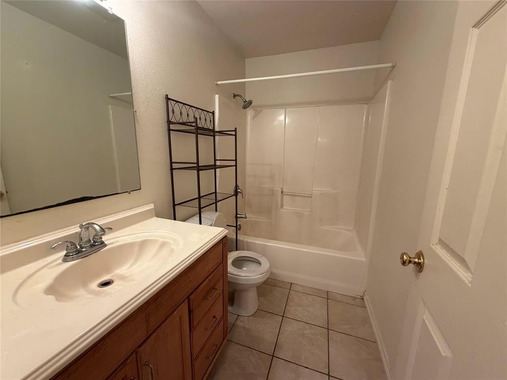2502 Davisville Road Property Photo 27