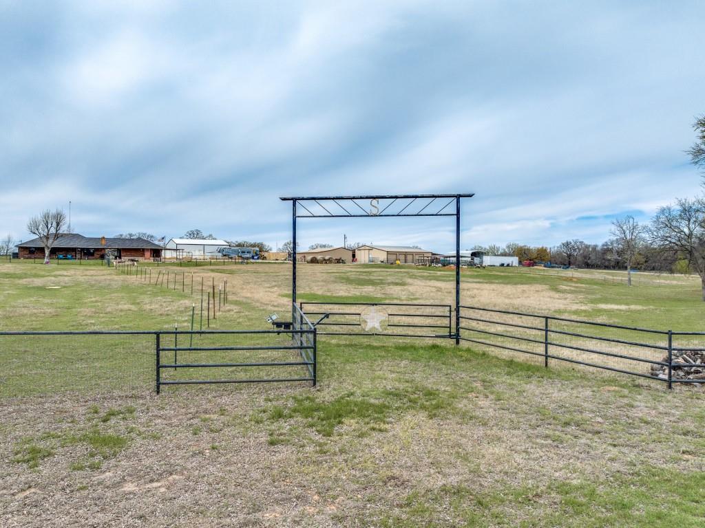 170 County Road 4678 Property Photo 1