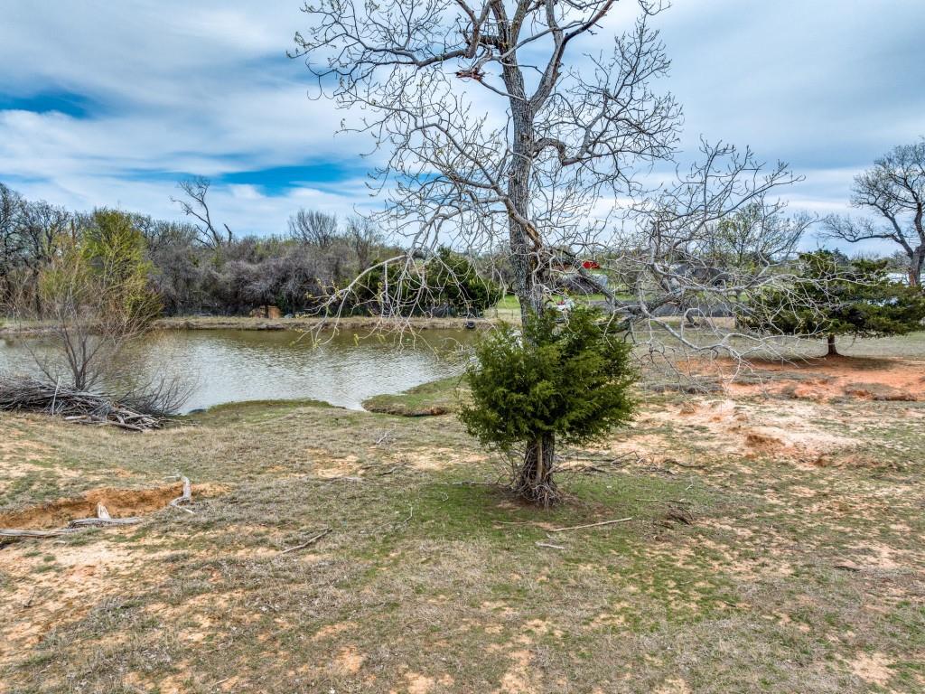 170 County Road 4678 Property Photo 7