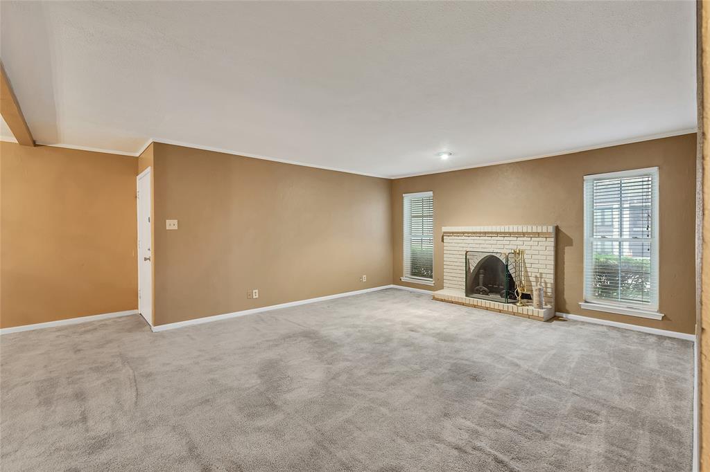 7721 Meadow Park Drive 102 Property Photo 6