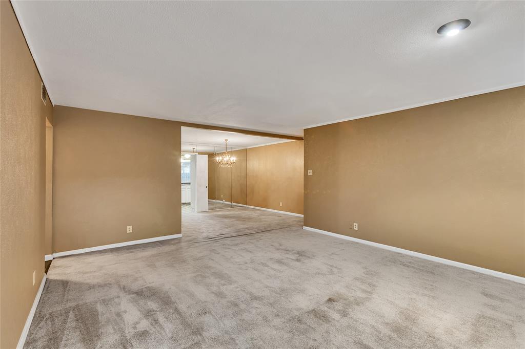 7721 Meadow Park Drive 102 Property Photo 7