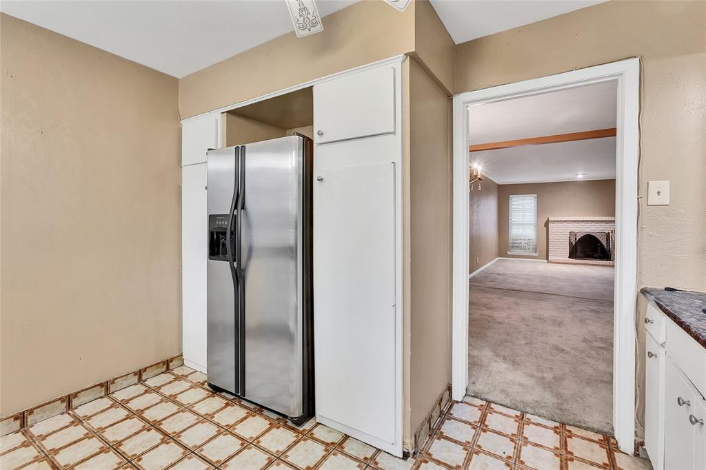 7721 Meadow Park Drive 102 Property Photo 14