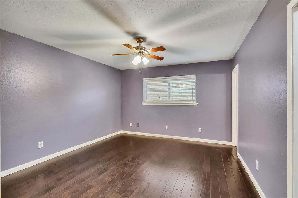 7721 Meadow Park Drive 102 Property Photo 15