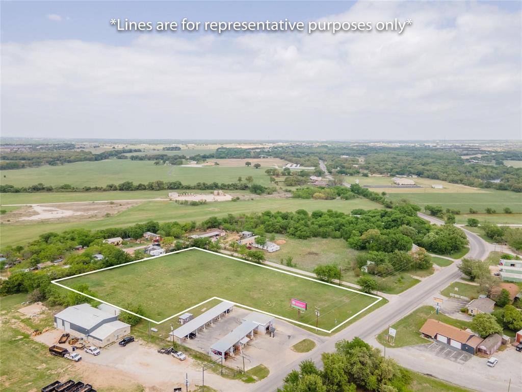 2770 Fall Creek Property Photo 1