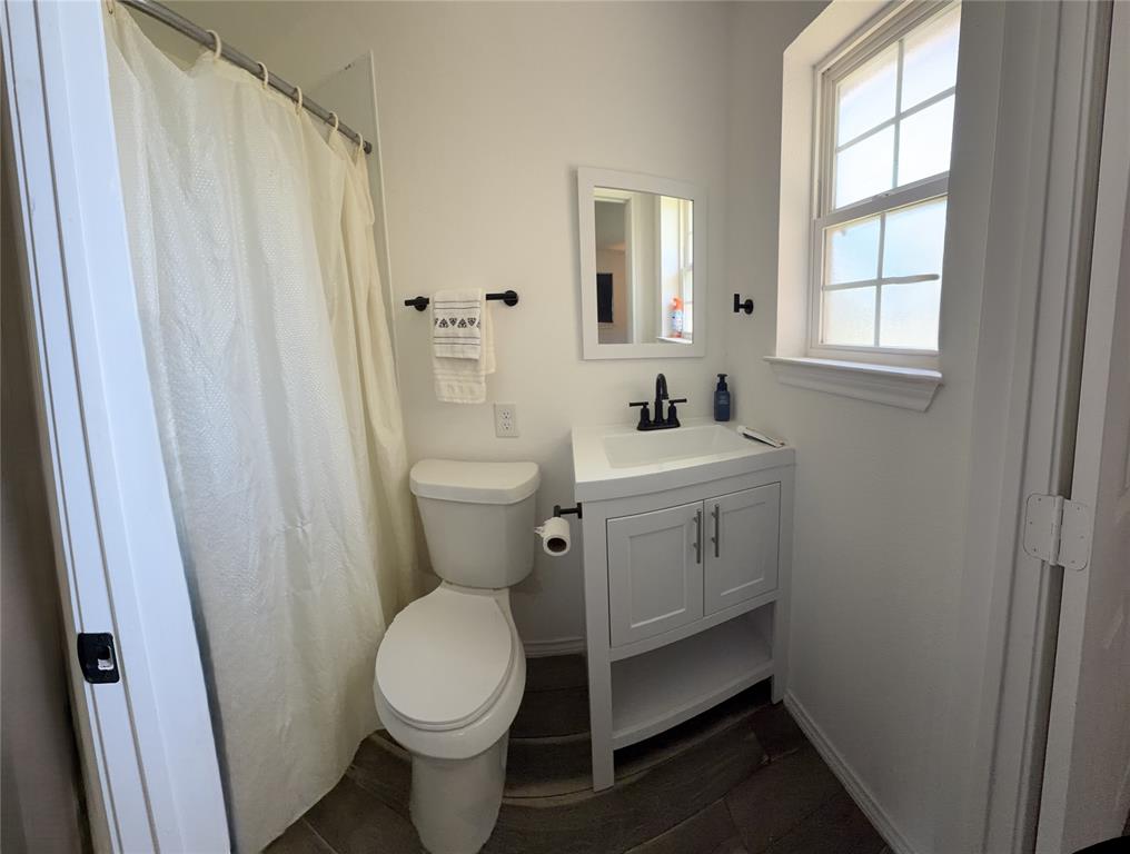 308 E Broadmore Avenue Property Photo 13