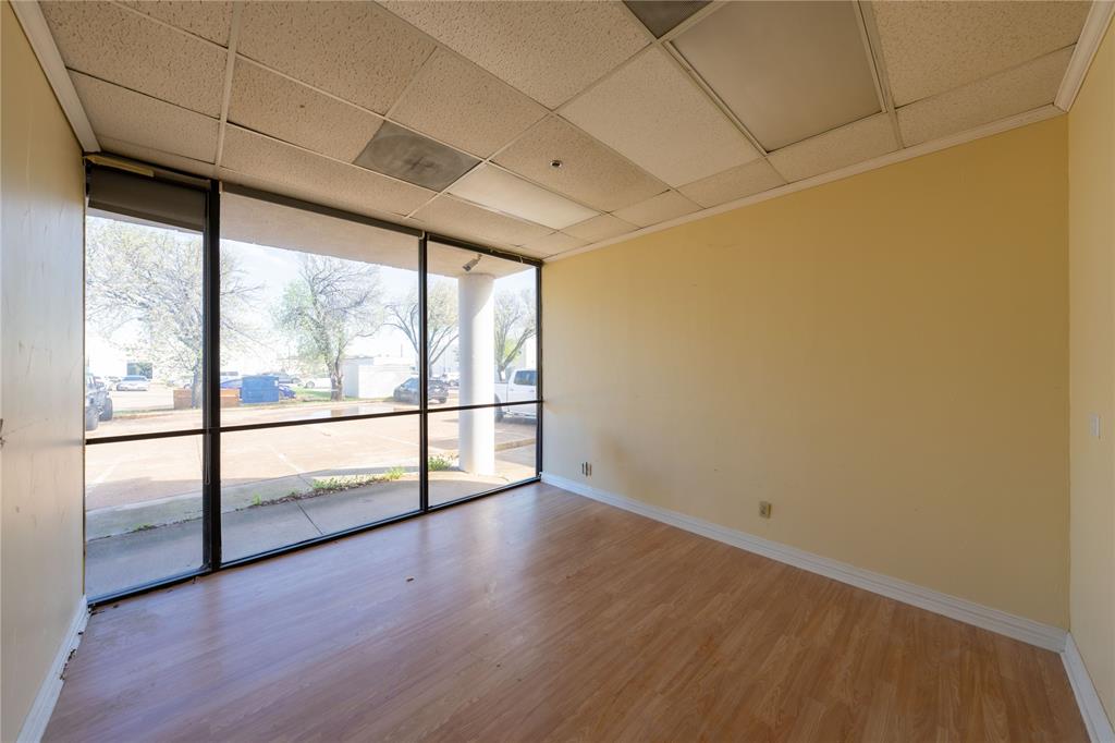 2700 K Avenue Property Photo 7