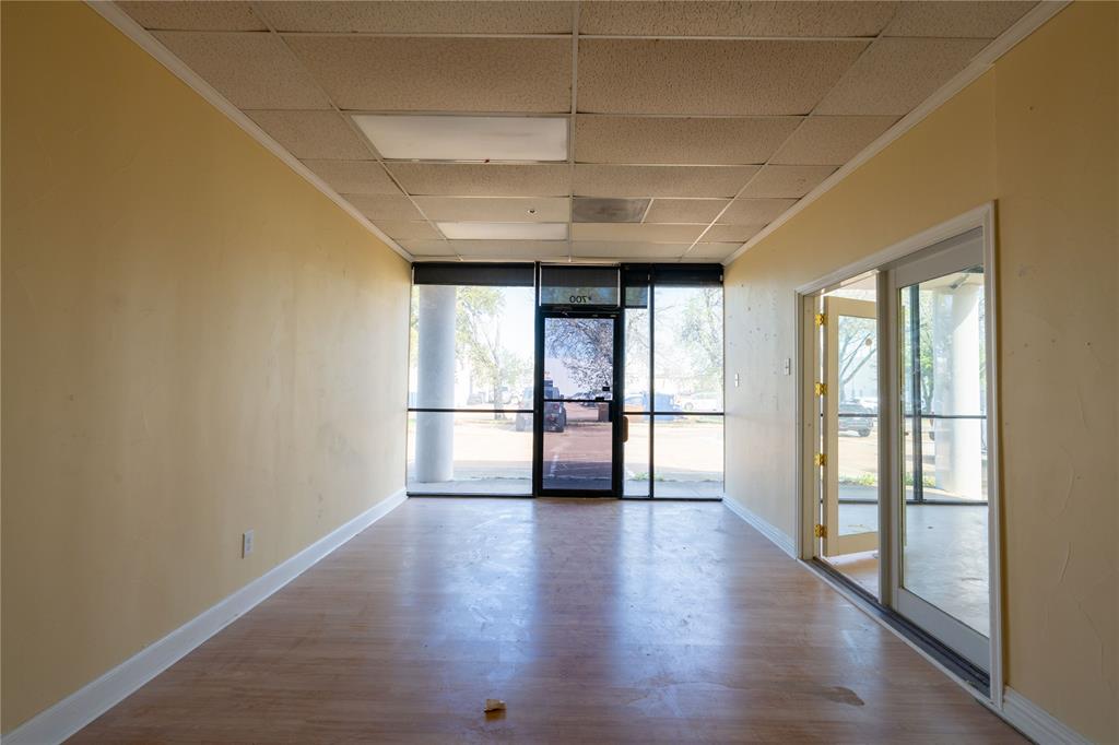 2700 K Avenue Property Photo 8