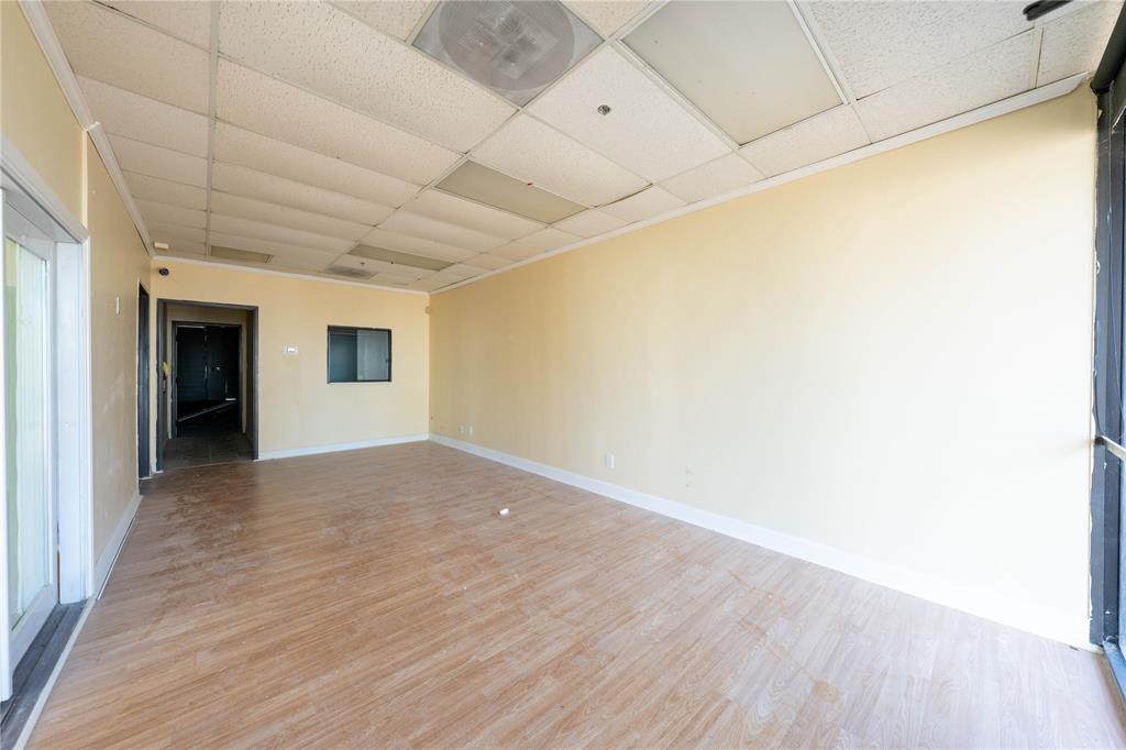2700 K Avenue Property Photo 10
