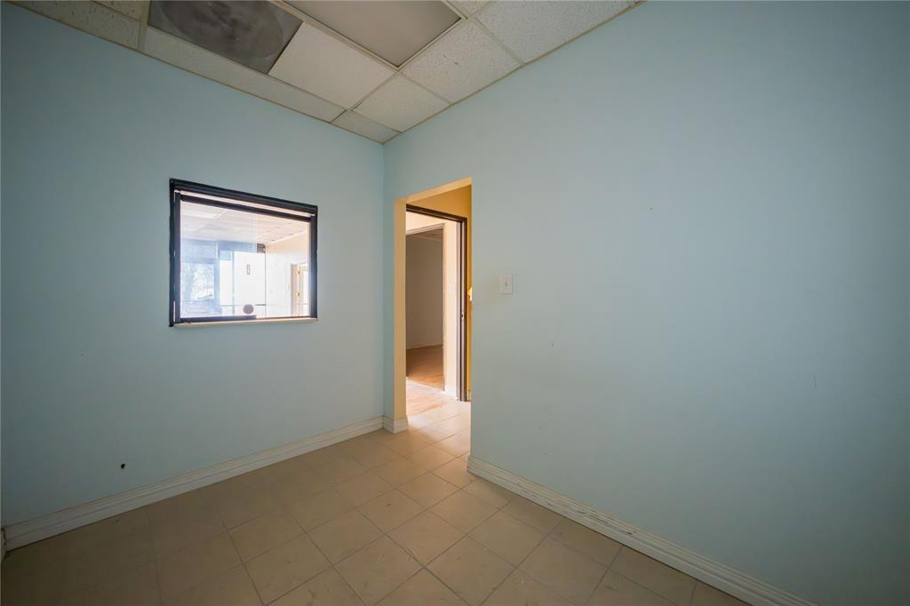 2700 K Avenue Property Photo 11