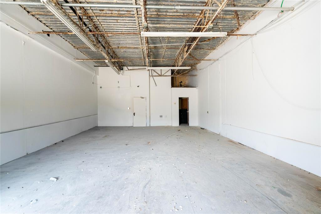 2700 K Avenue Property Photo 15