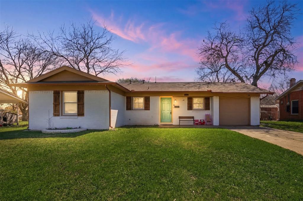 1540 Roma Lane