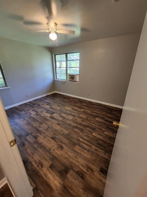 3832 Claiborne Avenue Property Photo 4