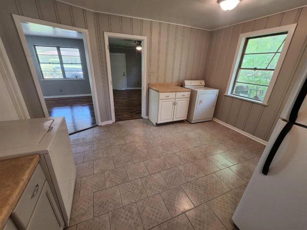 3832 Claiborne Avenue Property Photo 5