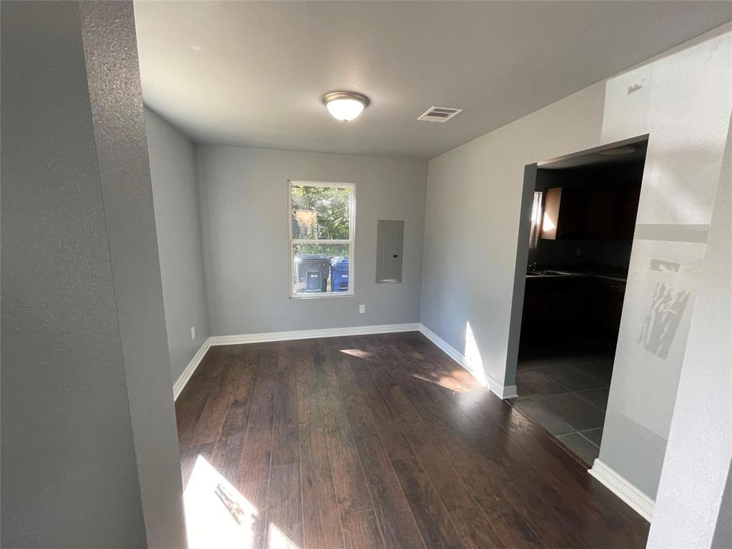 2924 Harp Street Property Photo 8