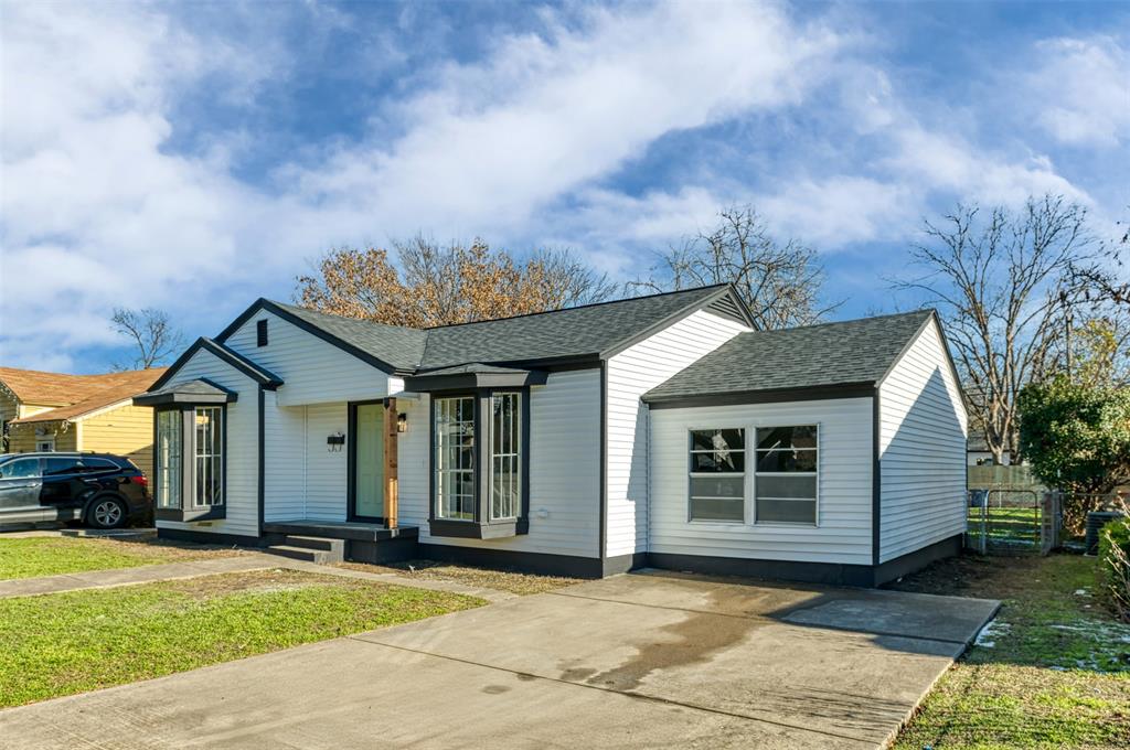 2842 Carlson Drive Property Photo 4