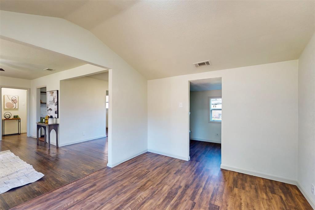 2842 Carlson Drive Property Photo 13