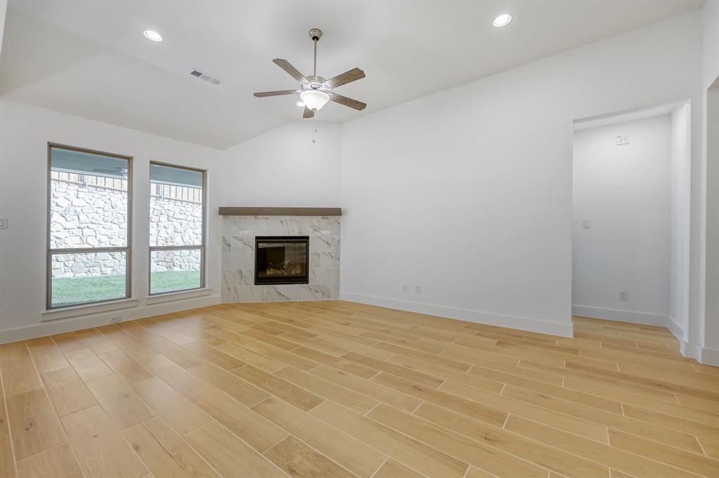 180 Buffalo Boulevard Property Photo 3