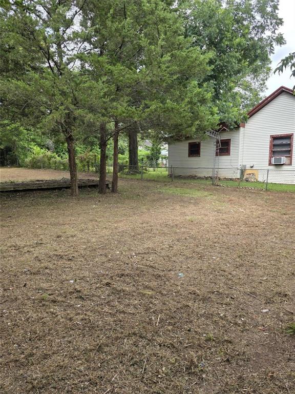 816 N Cottage Avenue Property Photo 2