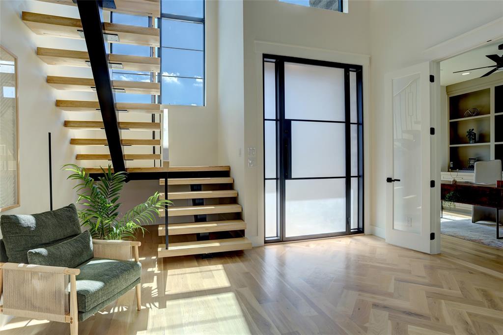 9327 Midway Road Property Photo 1