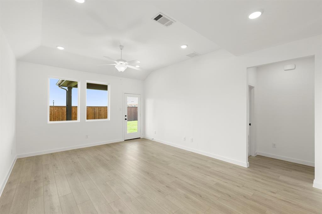 14166 Gallatin Street Property Photo 13