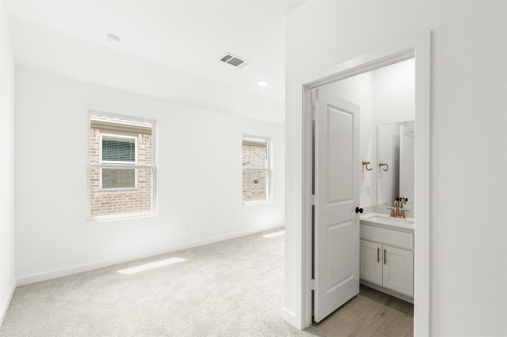 14166 Gallatin Street Property Photo 26