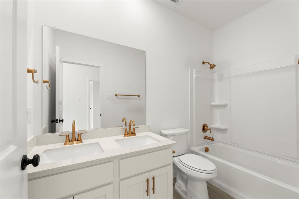 14166 Gallatin Street Property Photo 28