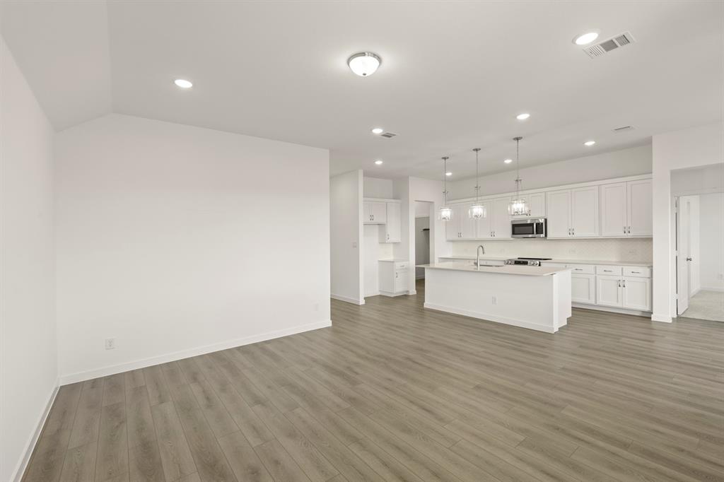 1903 Boston Way Property Photo 10