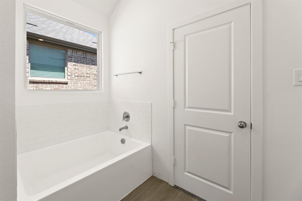 1903 Boston Way Property Photo 28