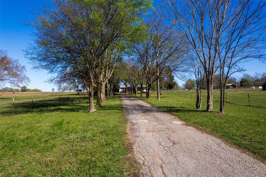 328 Fm 900 Property Photo 1