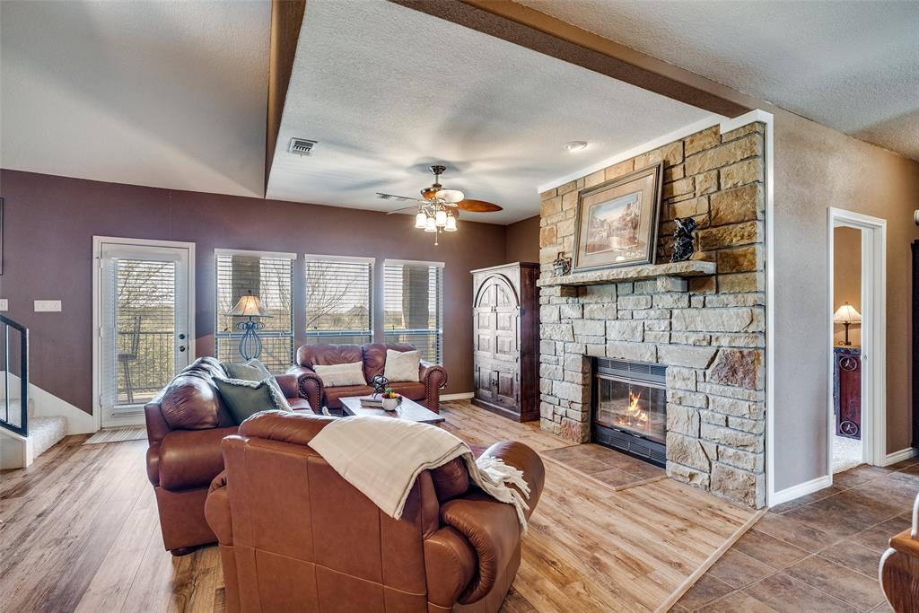 1102 Eagle Point Circle Property Photo 1