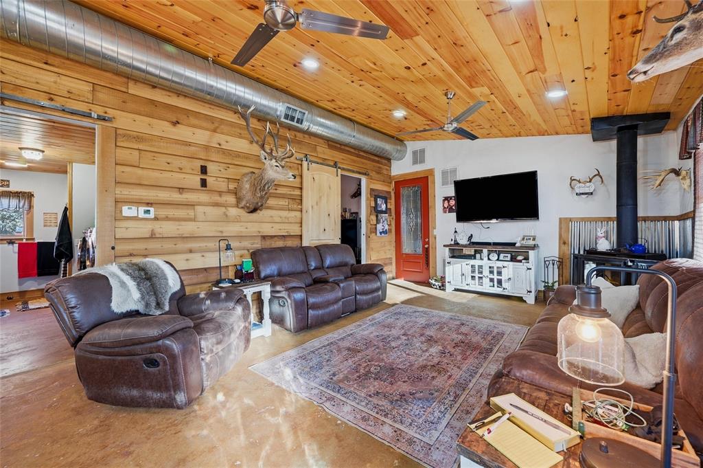 115 Friar Tuck Drive Property Photo 7