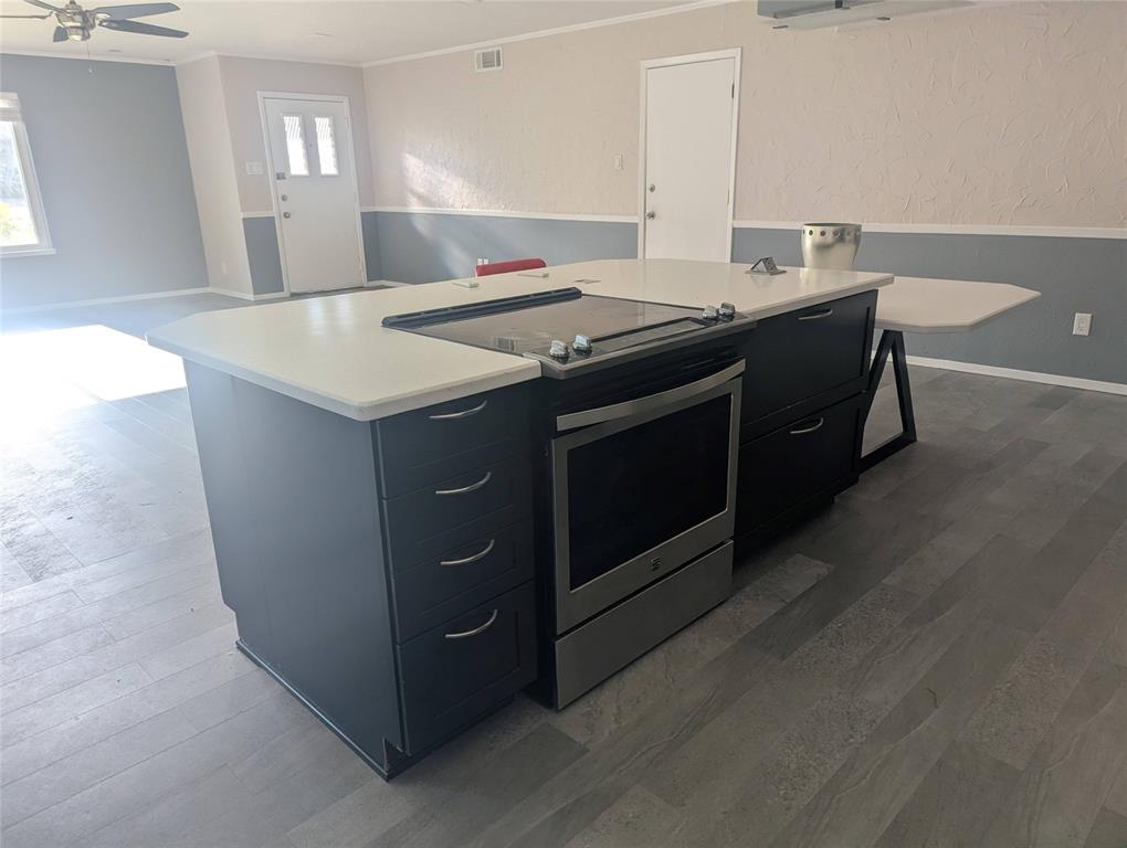 5818 Townshire Road Property Photo 11