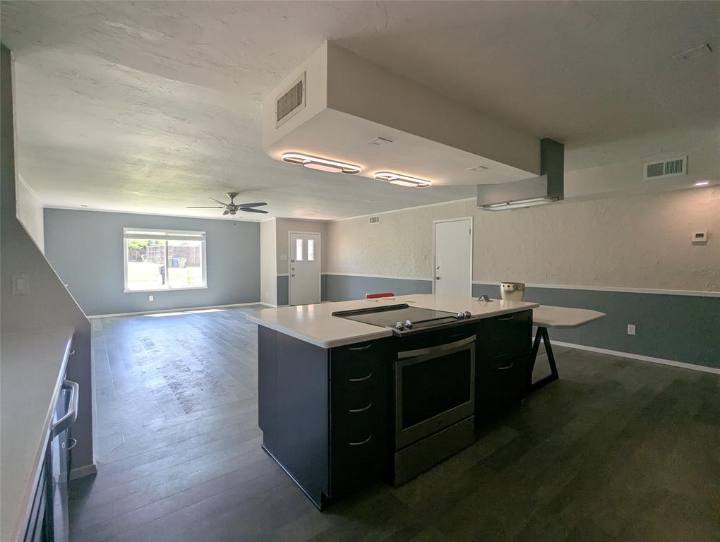 5818 Townshire Road Property Photo 12