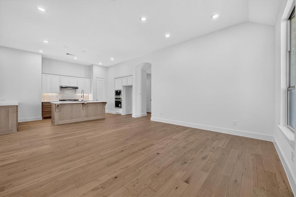 1033 Alberta Spruce Road Property Photo 19