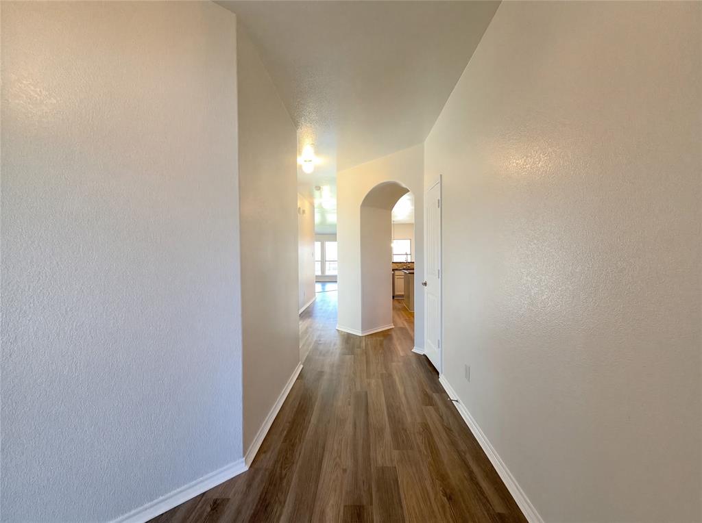 5591 Coventry Drive Property Photo 7