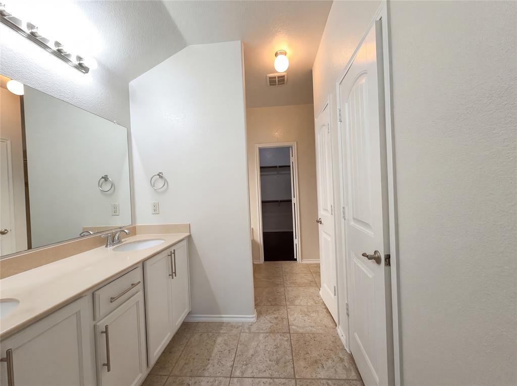 5591 Coventry Drive Property Photo 10