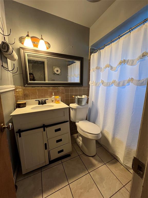 4704 Carlyle Drive Property Photo 16