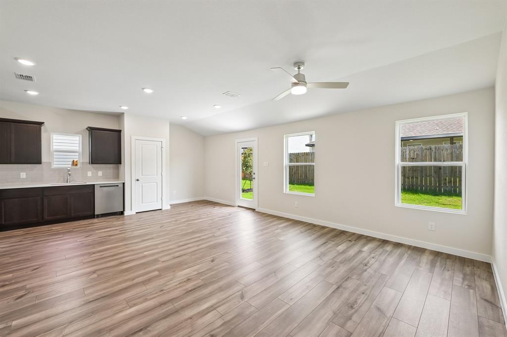 117 Annabelle Street Property Photo 6