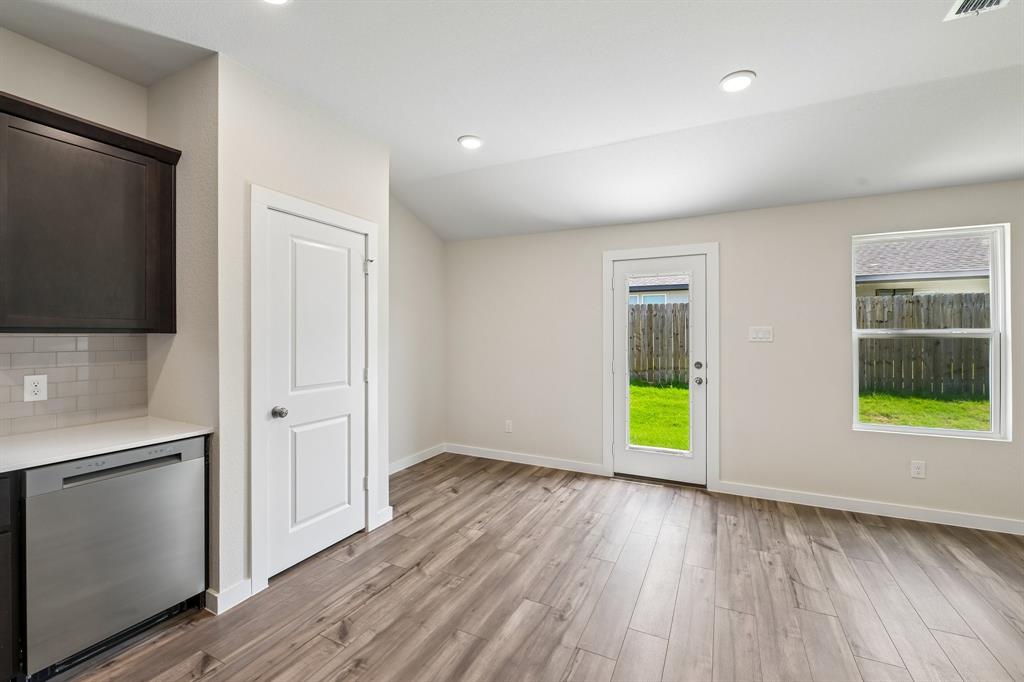 117 Annabelle Street Property Photo 8