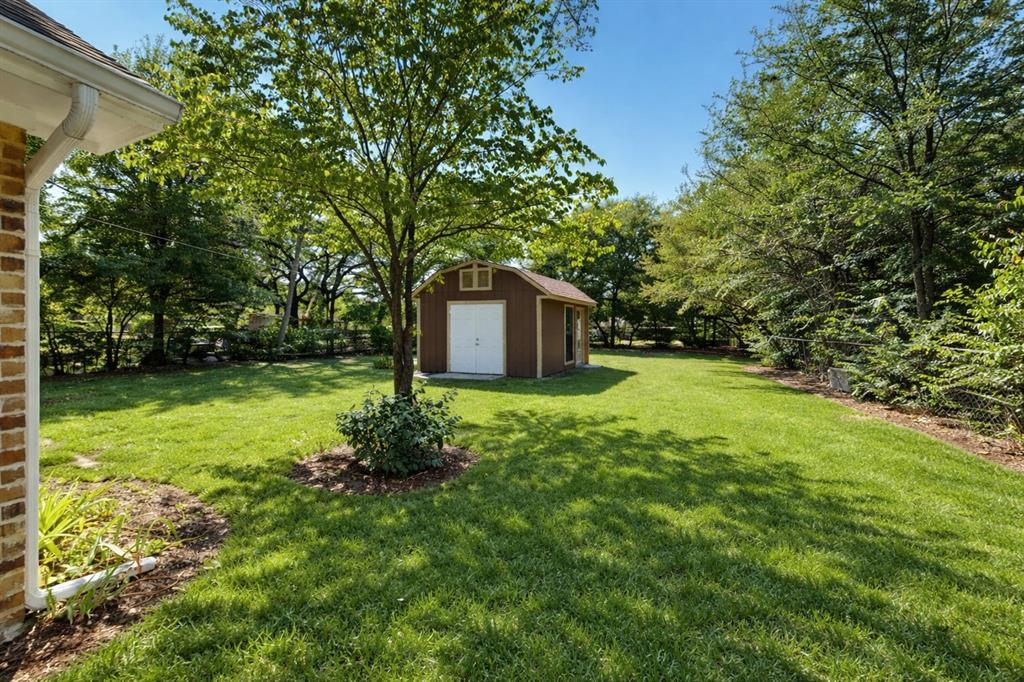 7129 Payte Lane Property Photo 4