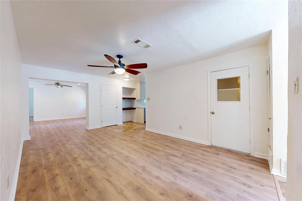 7129 Payte Lane Property Photo 8