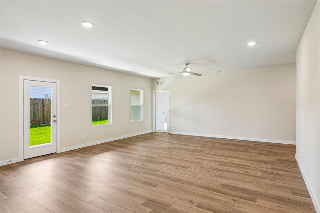 119 Annabelle Street Property Photo 9