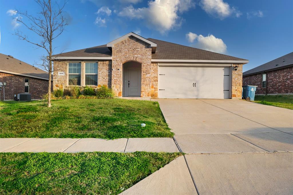 606 Chuck Wagon Drive Property Photo 1