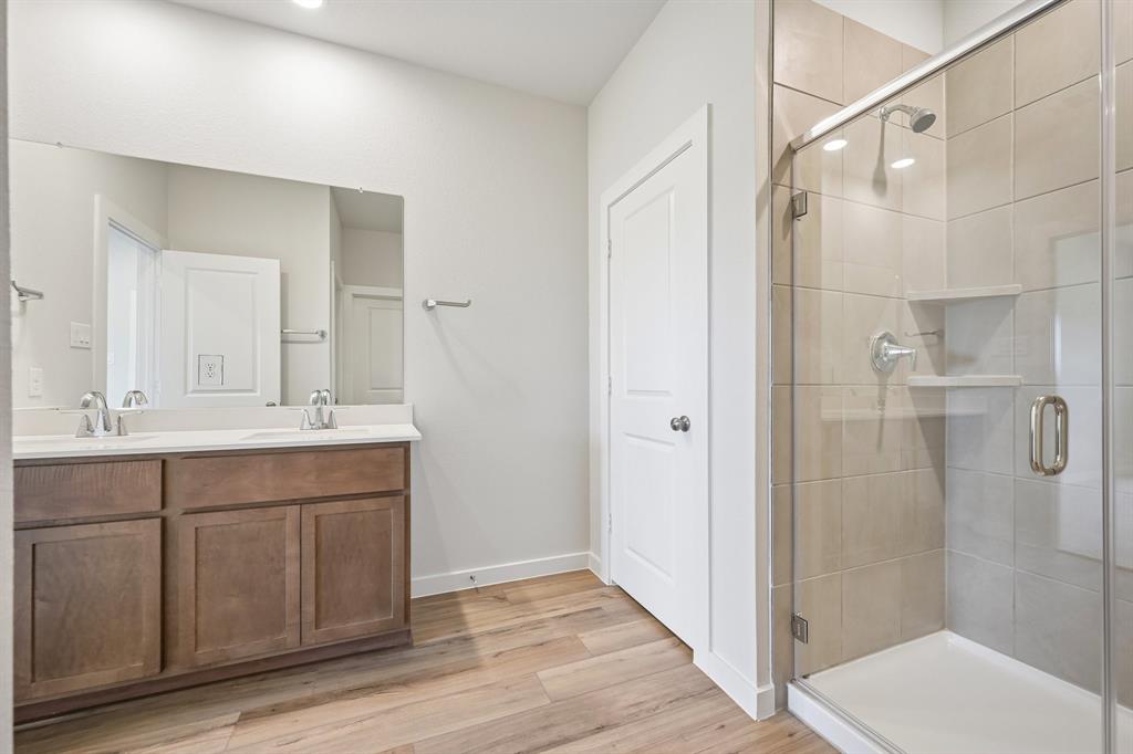 2204 Trailside Drive Property Photo 19