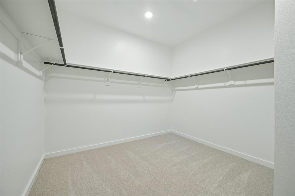2204 Trailside Drive Property Photo 20