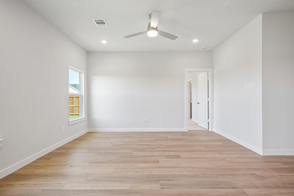 2204 Trailside Drive Property Photo 21