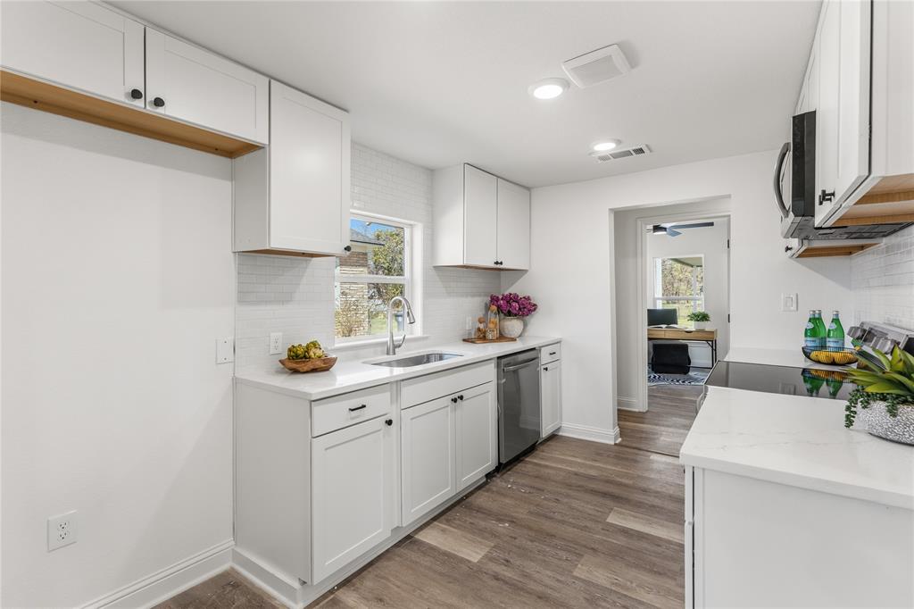 815 Garrison Street Property Photo 12