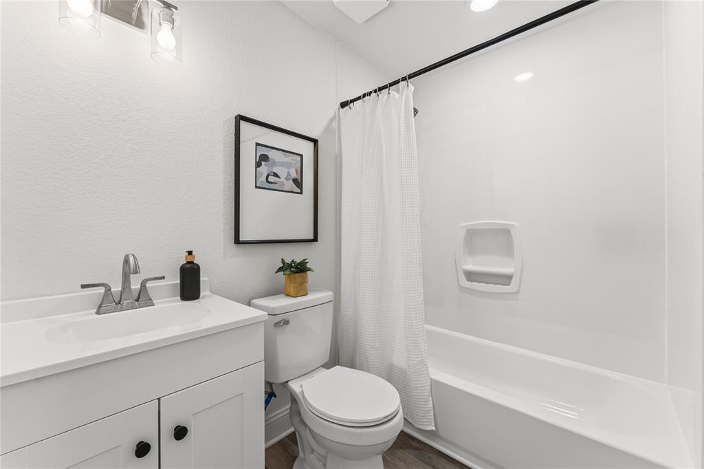 815 Garrison Street Property Photo 24