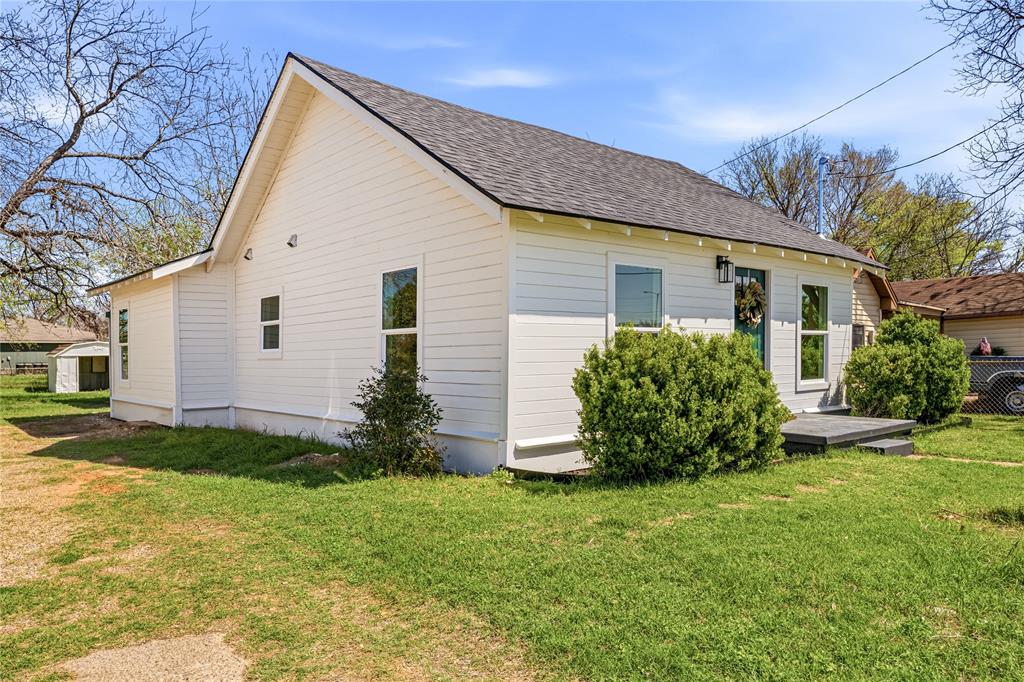 815 Garrison Street Property Photo 28