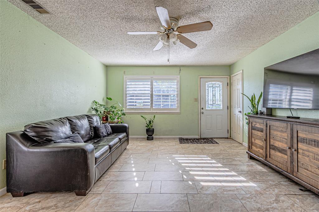 482 Perch Road Property Photo 4